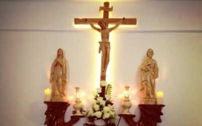 Đèn trang trí bàn thờ công giáo – Xem ngay !!!