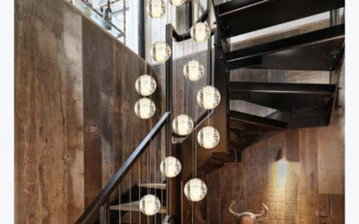 Có nên lựa chọn đèn thả thông tầng để trang trí nhà hay không?