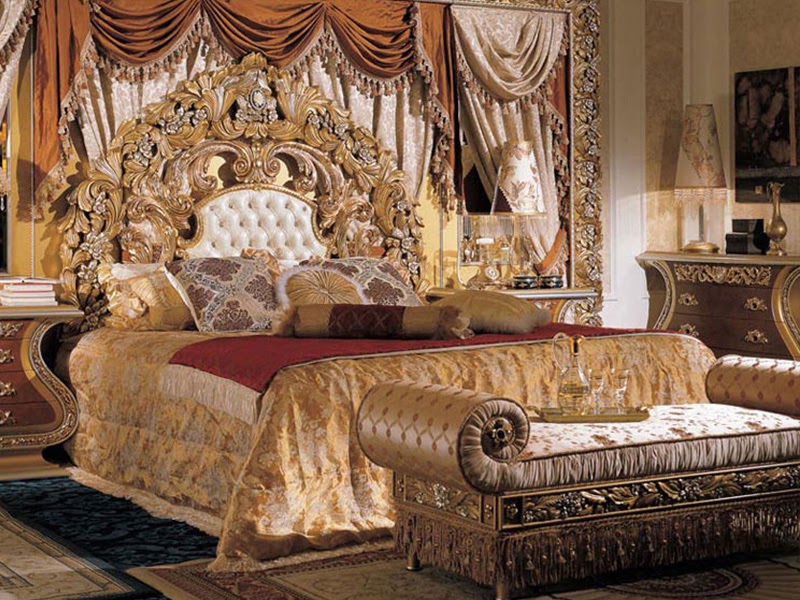 Tất tần tật về giường ngủ hoàng gia bạn nên biết
