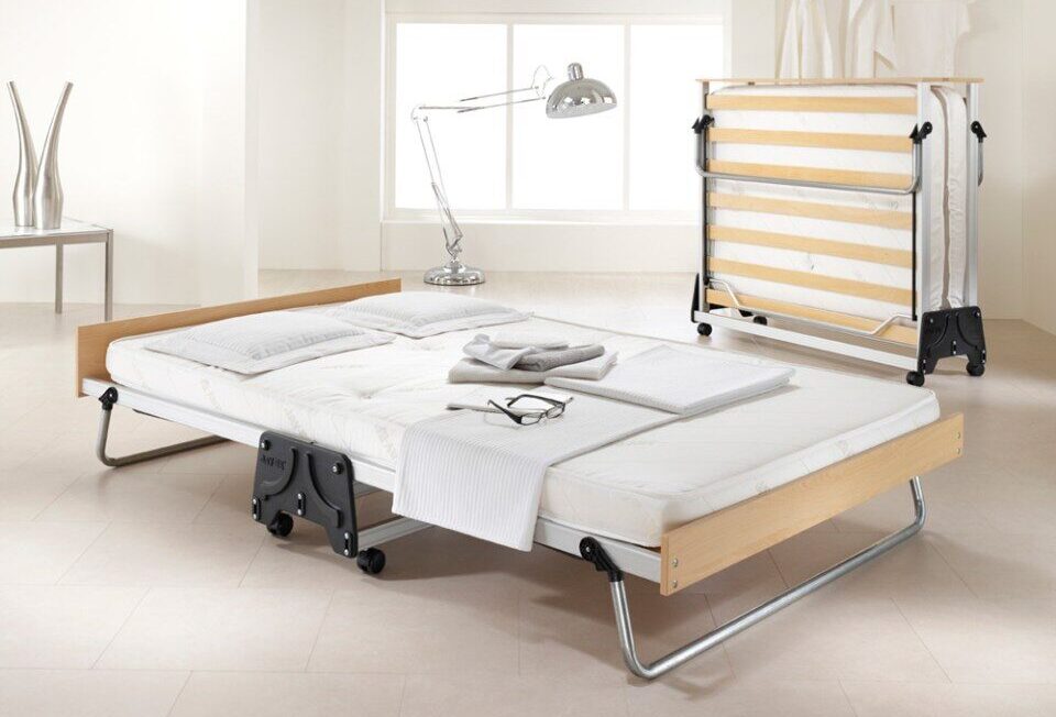 Tổng hợp các mẫu giường gấp gọn nhẹ bạn có thể mang đi du lịch!