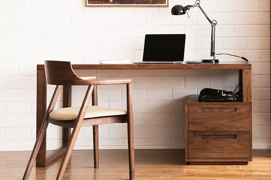Có nên mua bàn làm việc gỗ xoan đào cho văn phòng không?