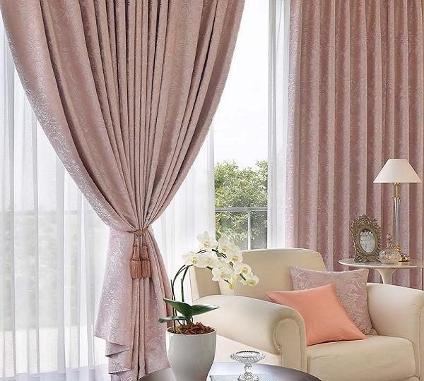 10+ mẫu rèm cửa sổ phòng ngủ màu hồng không thể rời mắt