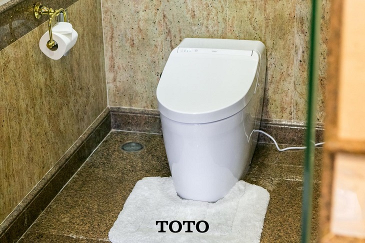 bồn cầu Toto
