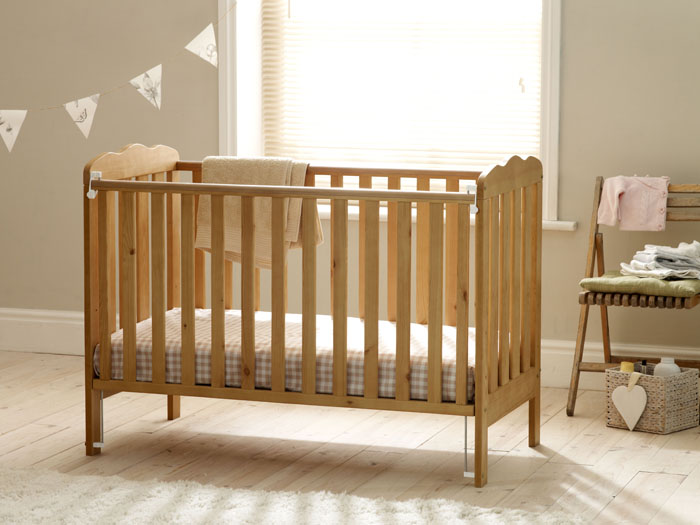 Những lý do tuyệt vời mà cha mẹ nên chọn mua nôi em bé bằng gỗ có chức năng tự động