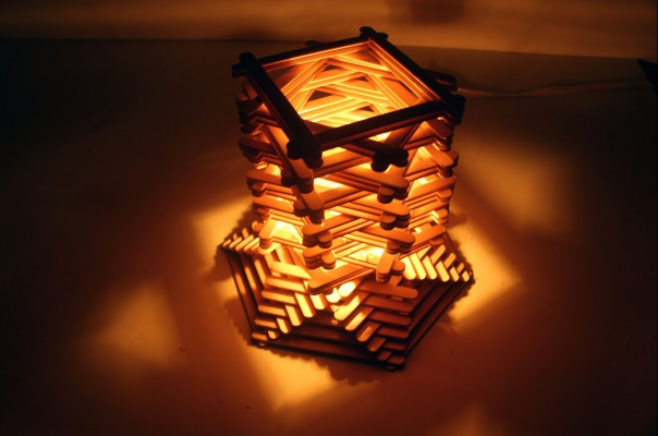 Đèn ngủ bằng gỗ 