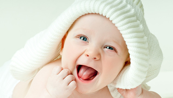 Hình ảnh em bé sơ sinh dễ thương cute đẹp nhất  TH Điện Biên Đông