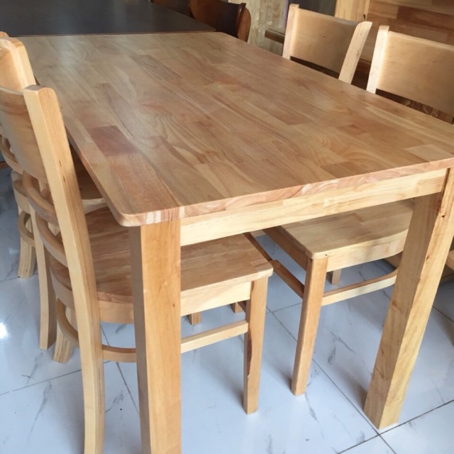 bàn ăn gỗ công nghiệp