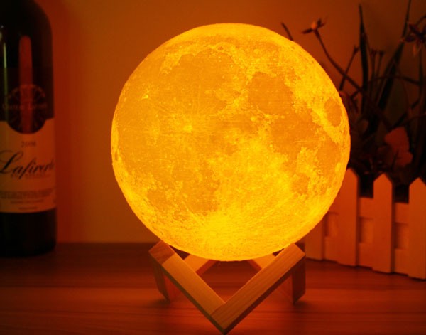 đèn ngủ hình mặt trăng