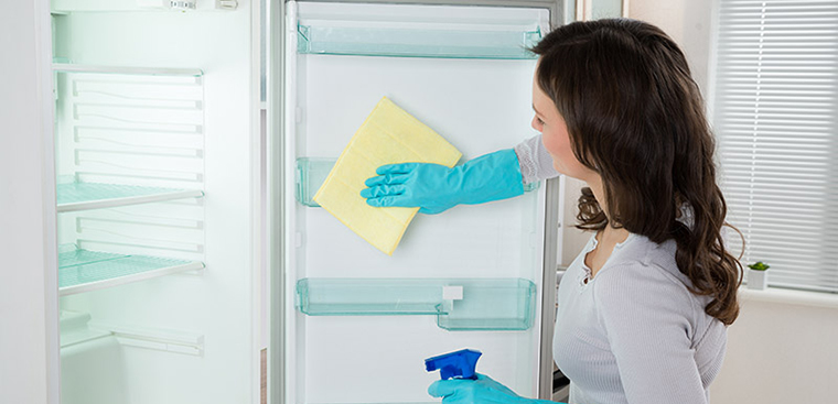 Nguyên nhân hiện tượng tủ lạnh bị chảy nước và cách khắc phục