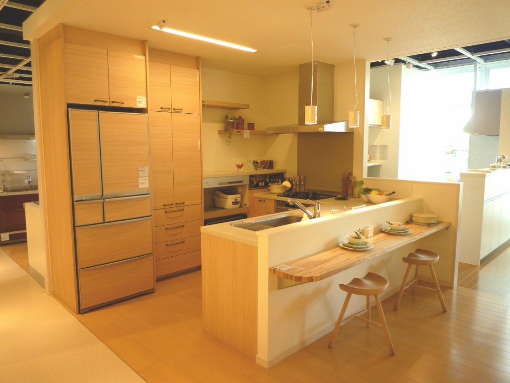 Mách bạn các nguyên tắc và cách trang trí nhà bếp nhỏ tiết kiệm không gian
