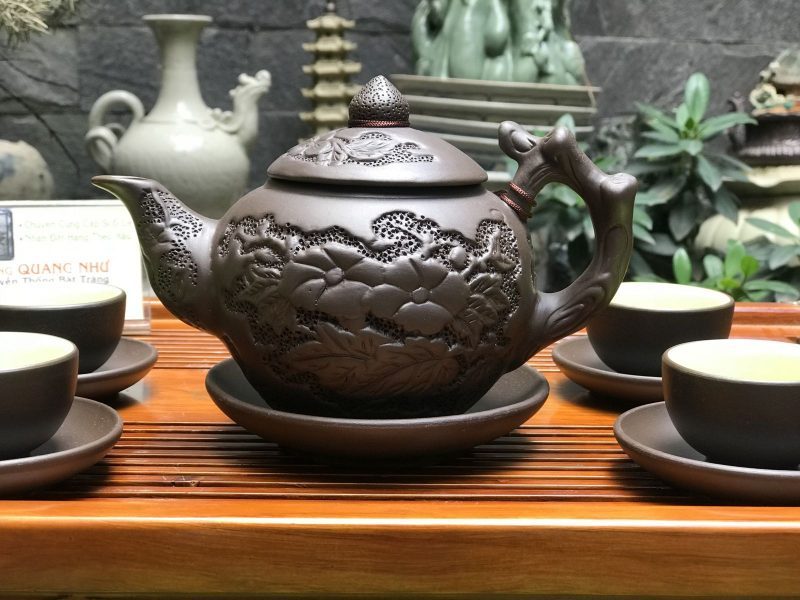 Chất lượng và nét đẹp đặc biệt của các loại ấm trà Bát Tràng nổi tiếng