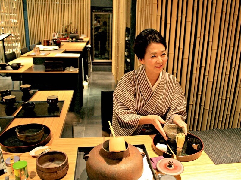 Tất tần tật kinh nghiệm chọn mua bộ ấm trà đạo chuẩn phong cách Nhật Bản